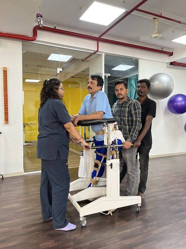 Apricot Care Assisted Living & Rehabilitation - Best Physiotherapy Centre in Pune with Stay Facility