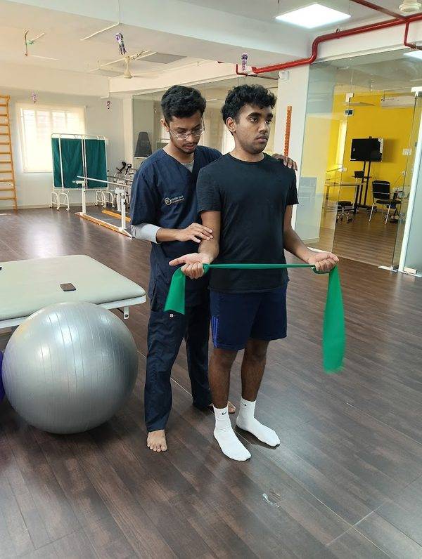 Apricot Care Assisted Living & Rehabilitation - Best Physiotherapy Centre in Pune with Stay Facility